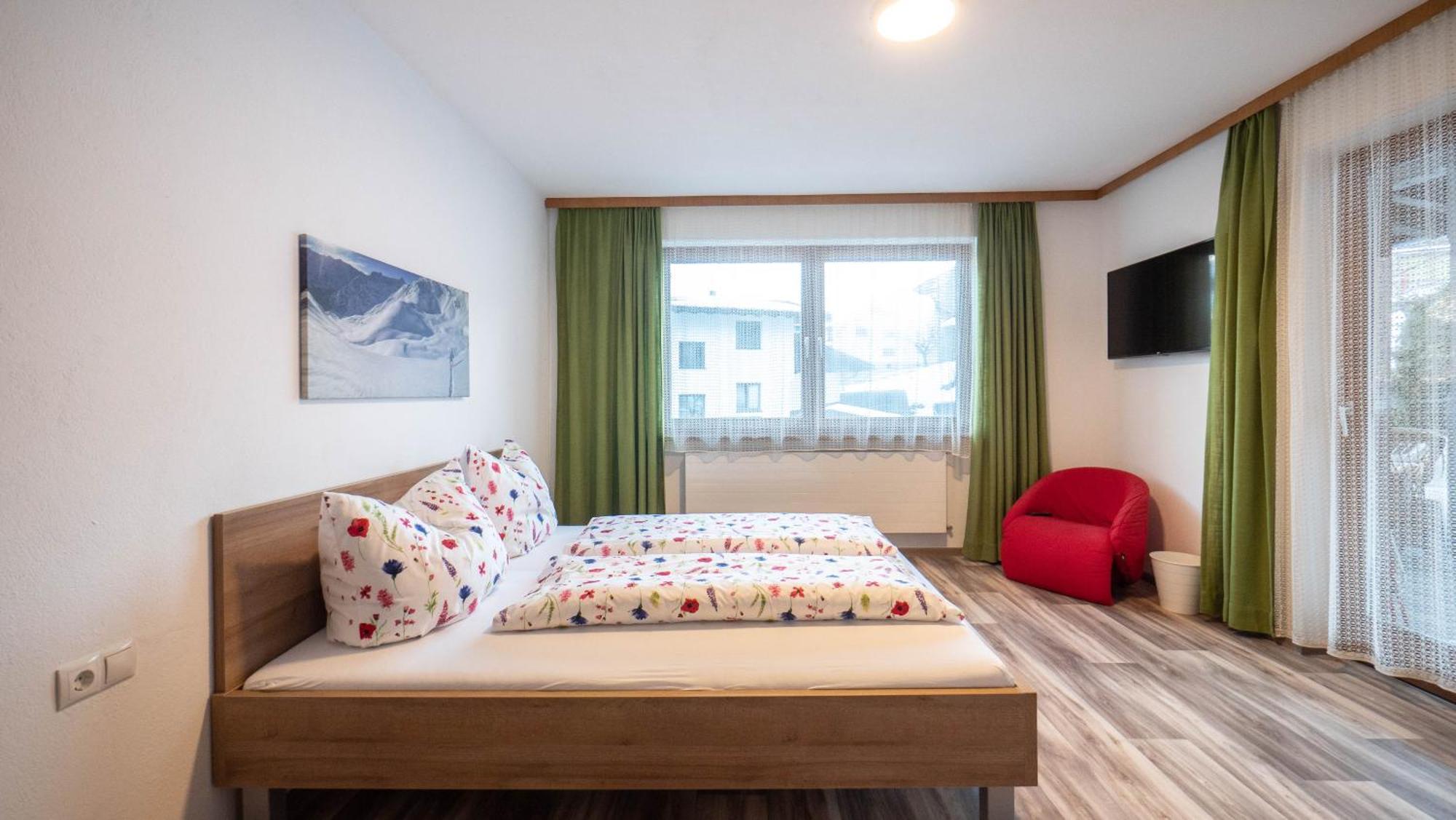 Ferienhaus Krismer Fügen Exteriör bild