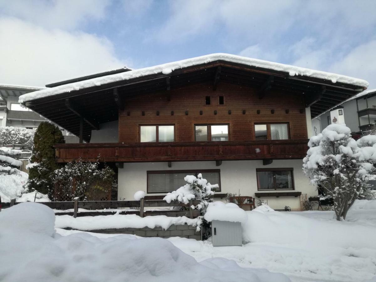 Ferienhaus Krismer Fügen Exteriör bild