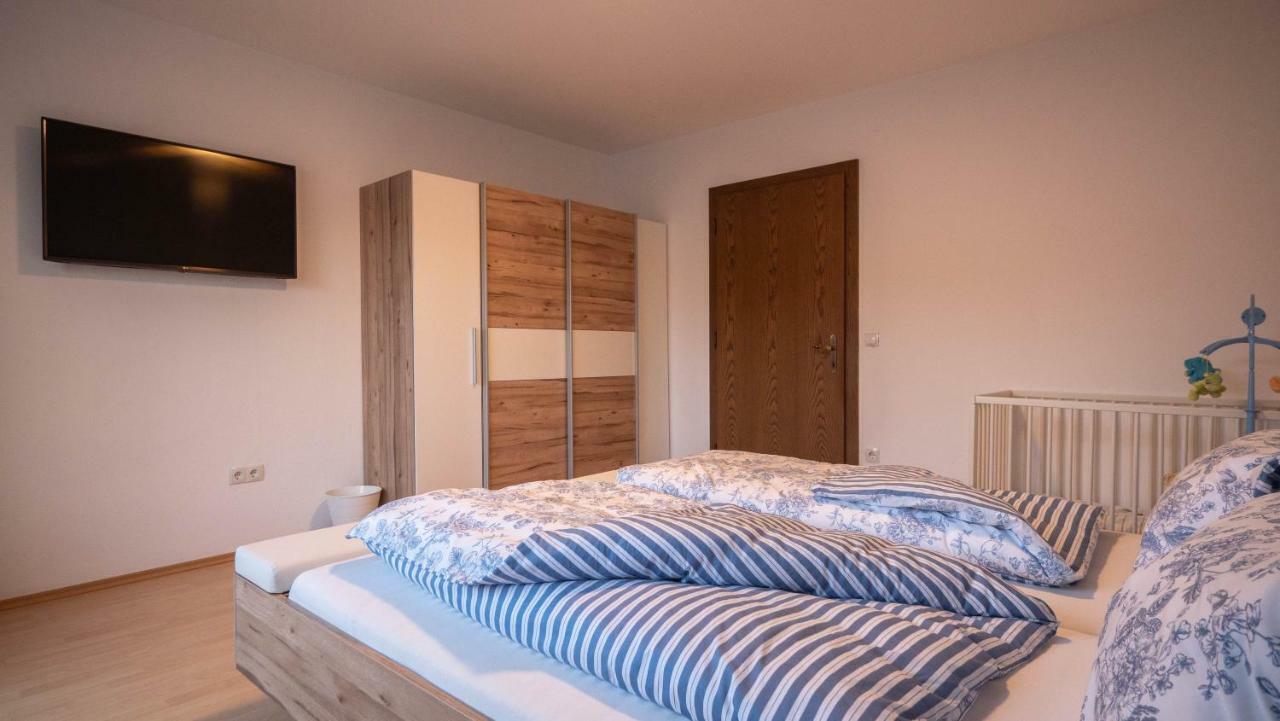 Ferienhaus Krismer Fügen Exteriör bild